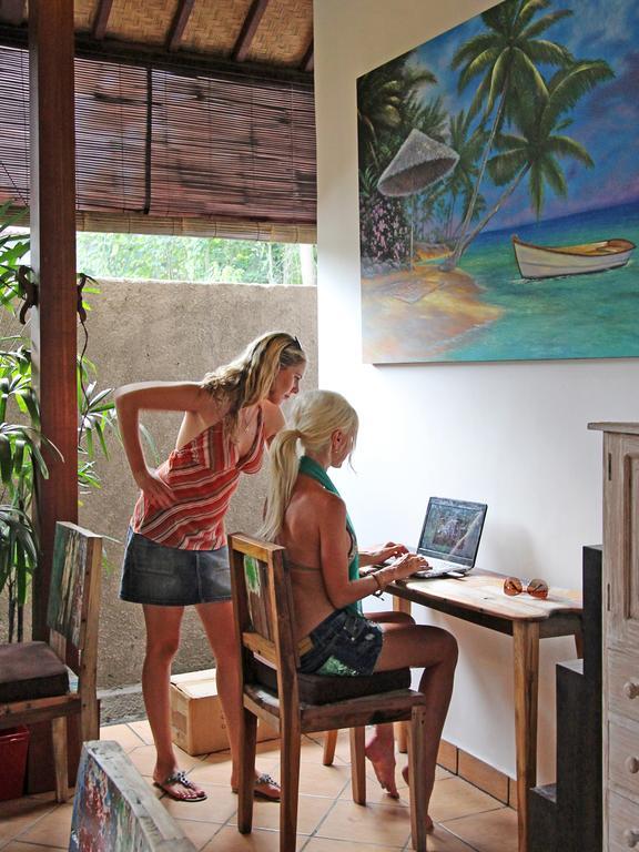 Mojo Resort Canggu Extérieur photo