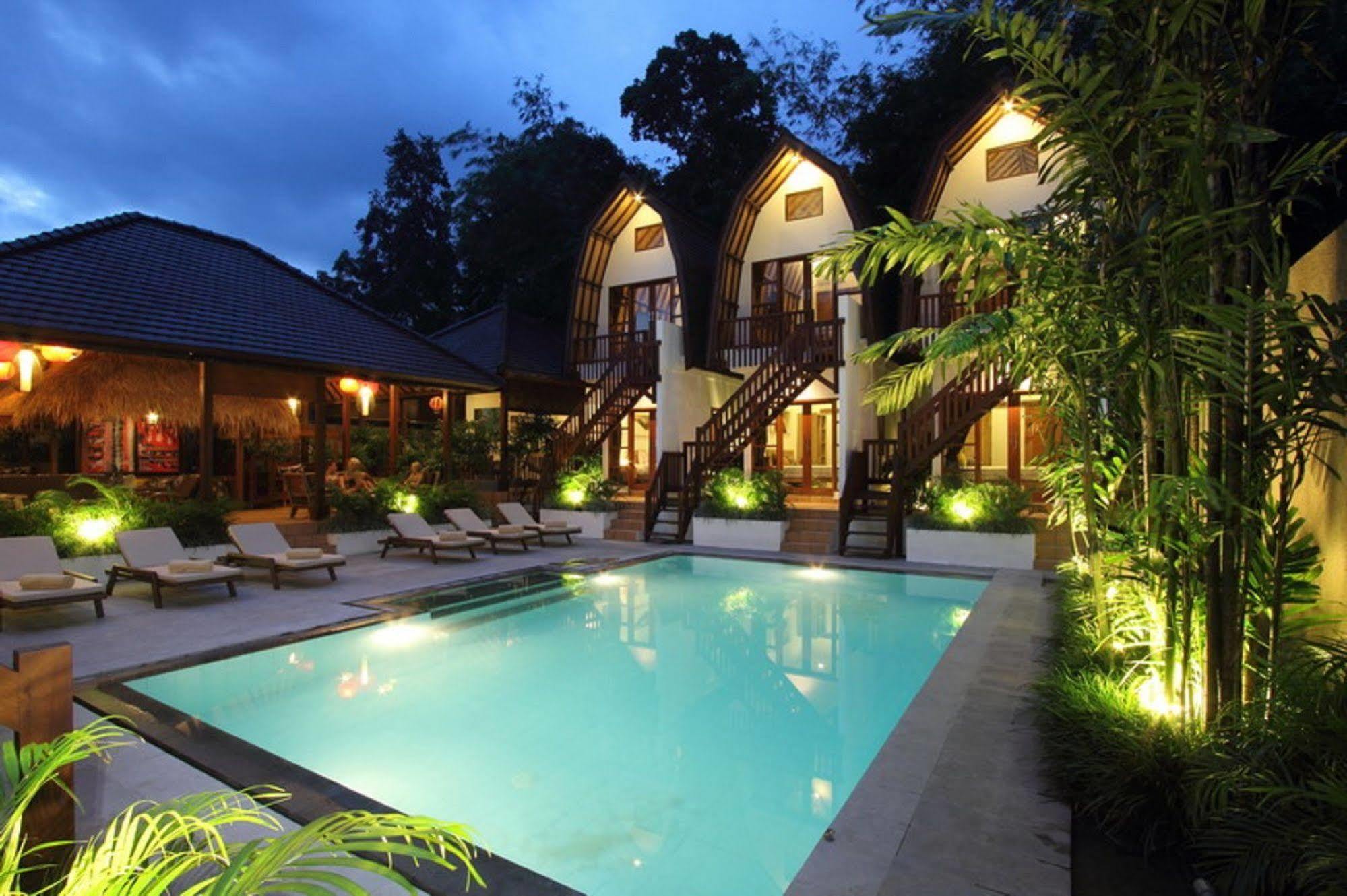 Mojo Resort Canggu Extérieur photo