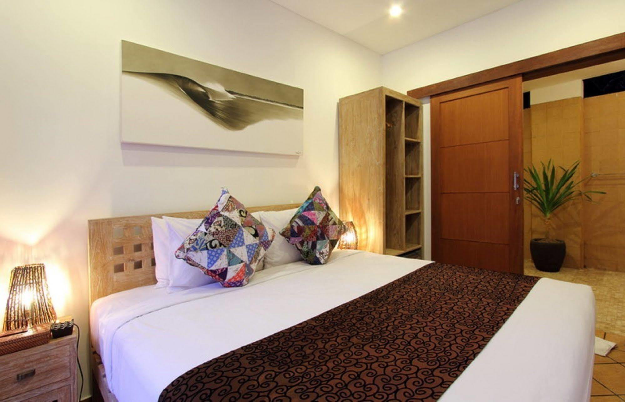 Mojo Resort Canggu Extérieur photo